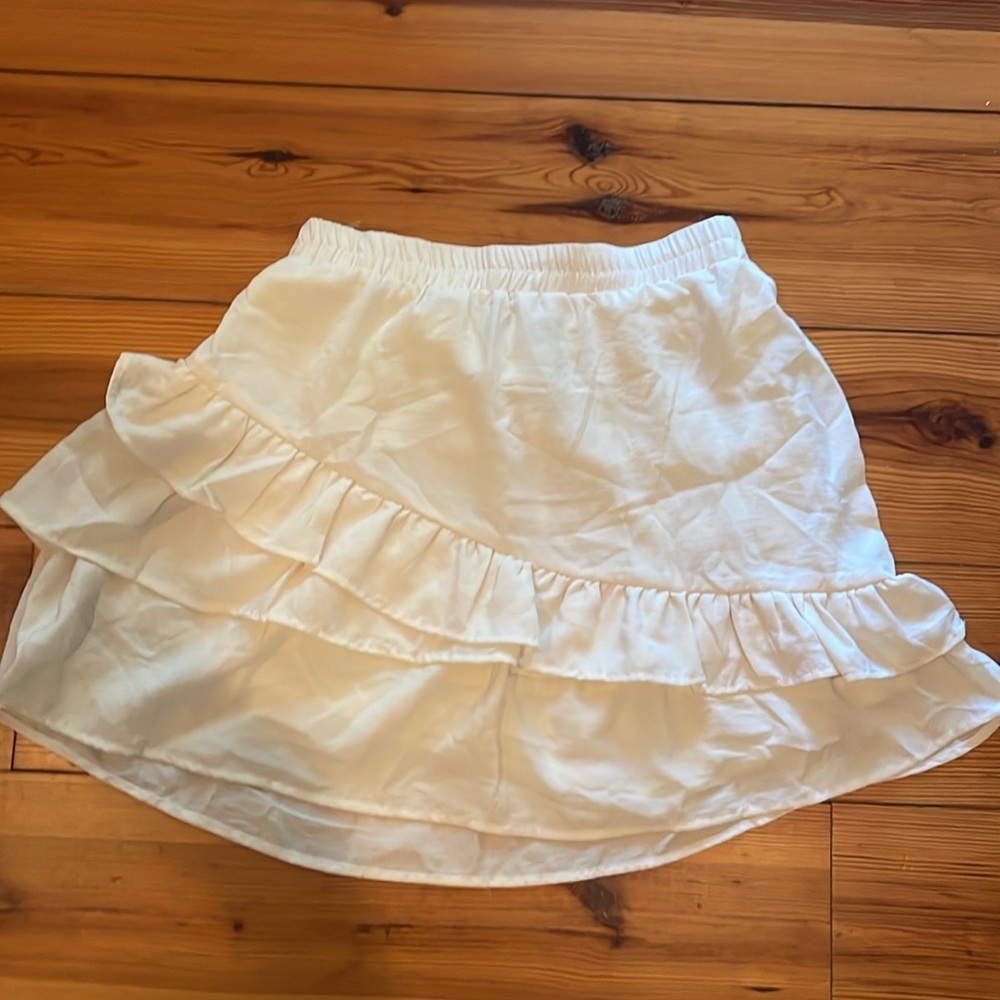 Hayden White Ruffle Skirt - Picture 3 of 3